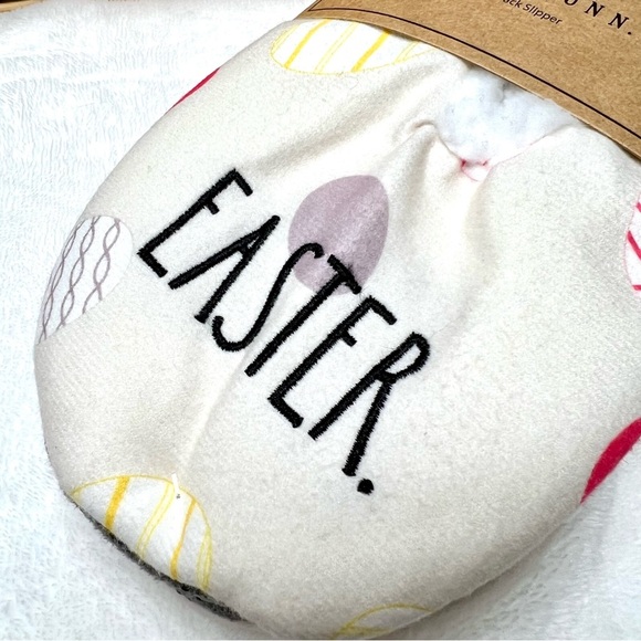 Rae Dunn New EASTER Egg Faux Sherpa Slippers Cream Small Medim S M 5 7 - Picture 5 of 17